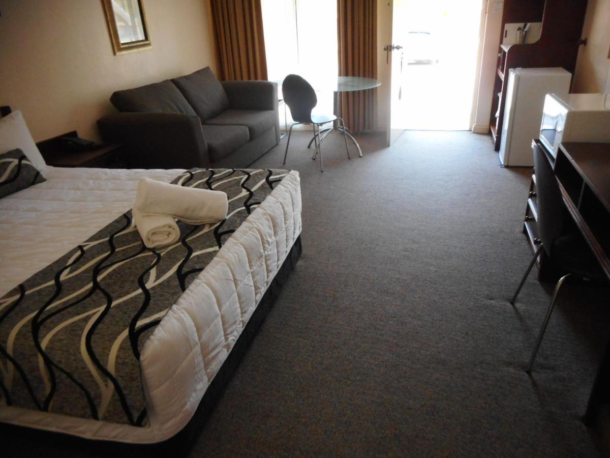 Molly Morgan Motor Inn Maitland Extérieur photo