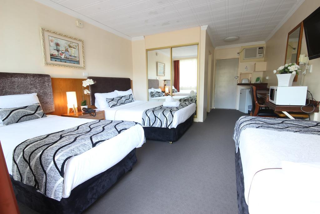 Molly Morgan Motor Inn Maitland Extérieur photo